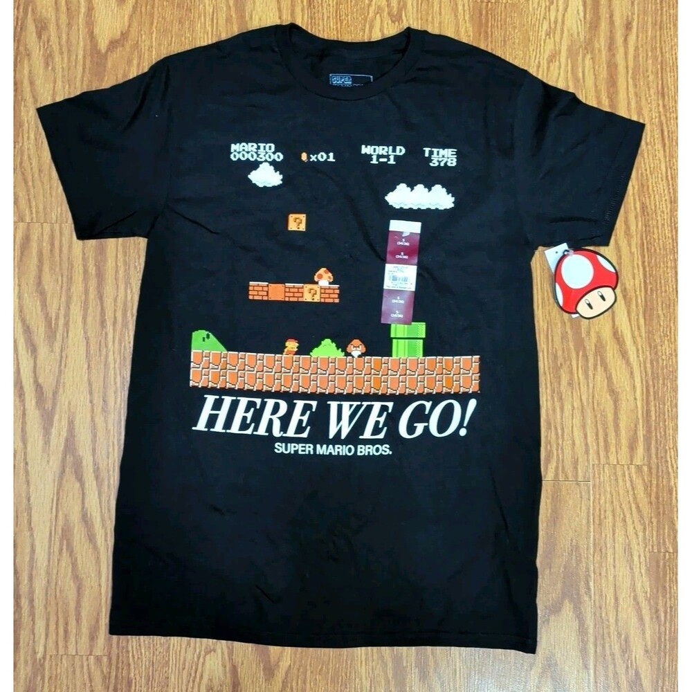 NWT Mens Super Mario Bros Black Graphic T Shirt Size S (34/36) Mario Let's Go